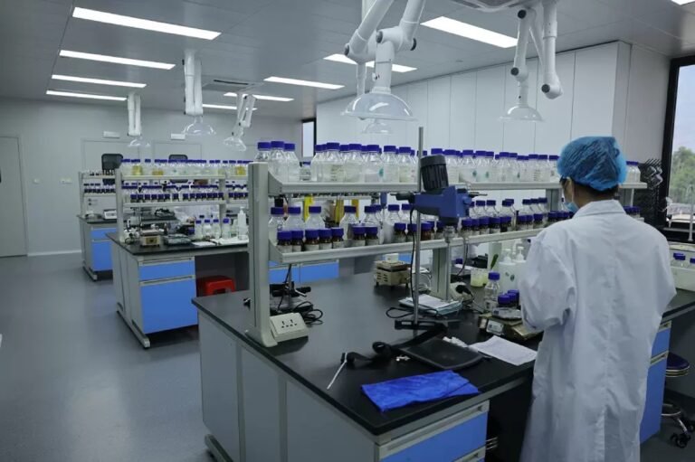Botanical ingredient laboratory review and sample testing